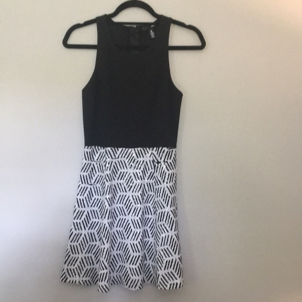 Black/white sequin detailed fit and flare dress.